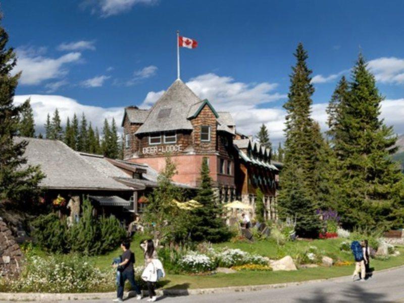 Deer Lodge Lake Louise Dış mekan fotoğraf